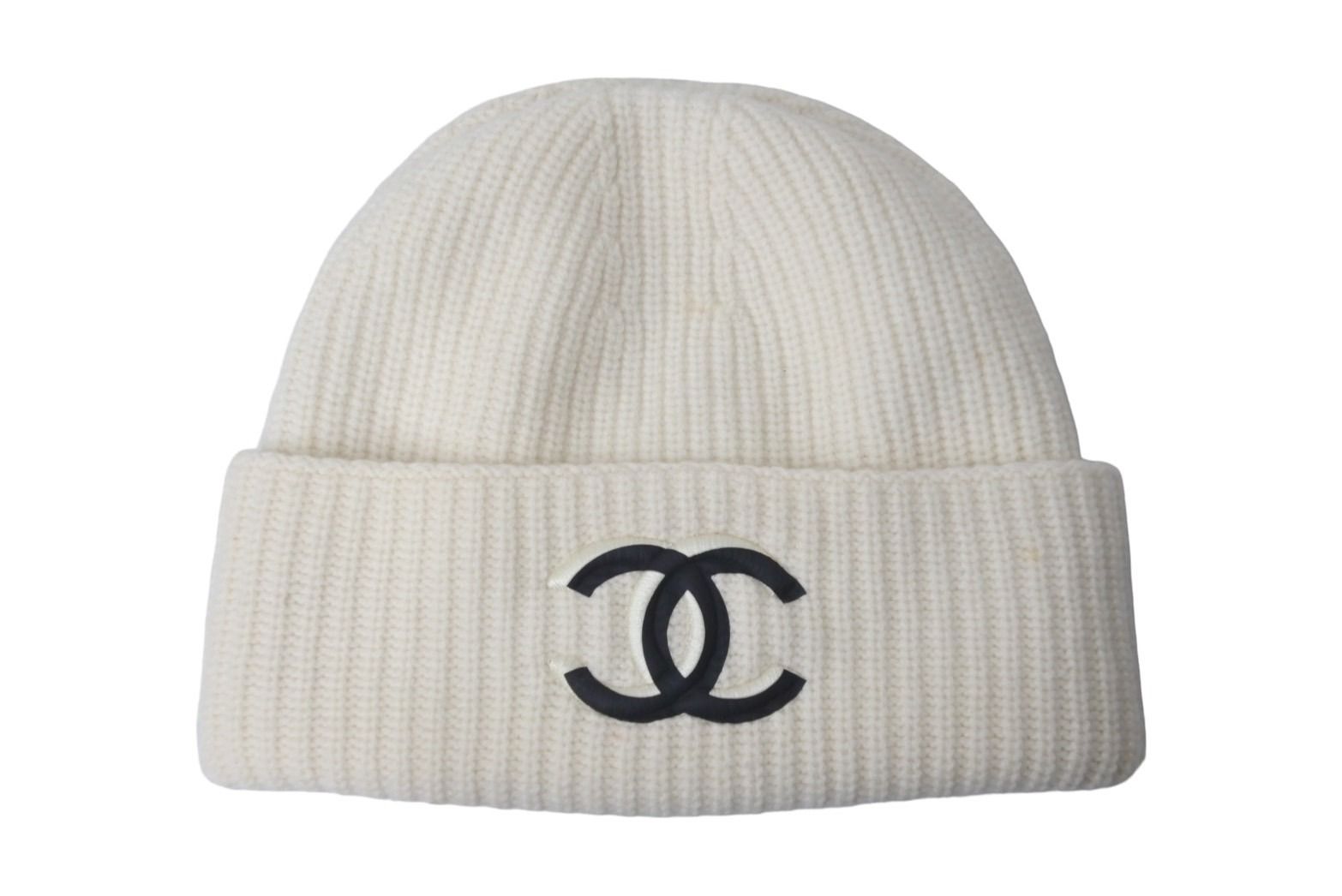 CHANEL シャネル ニットキャップ 帽子 ココマーク 刺繍 リバーシブル