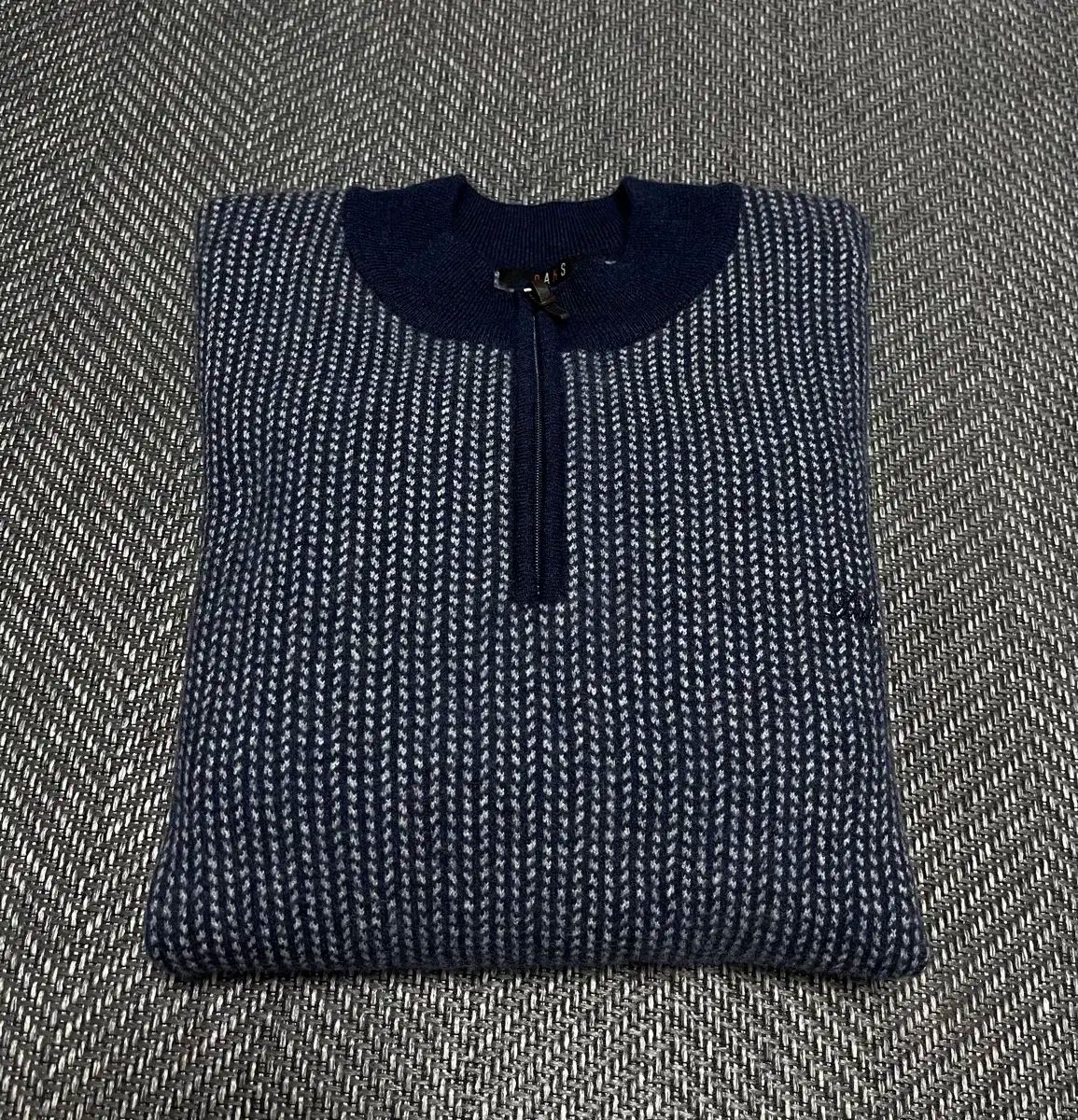 105 ダックス DAKS セミジップアップ ニット セーター