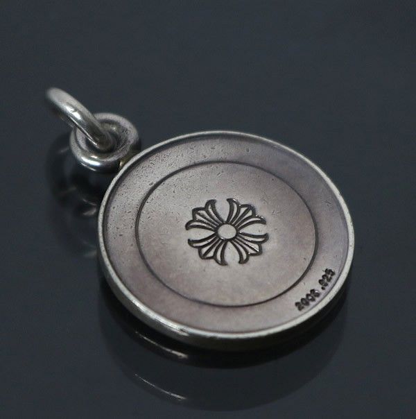 CHROME HEARTS クロムハーツ エンジェルメダル V 2 チャーム ペンダント トップ シルバー SV 925 100651
