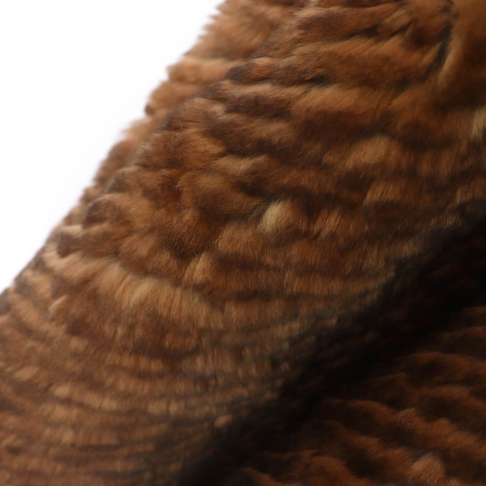 美品☆FENDI フェンディ ラパンファー レザー使い 大判 マフラー  