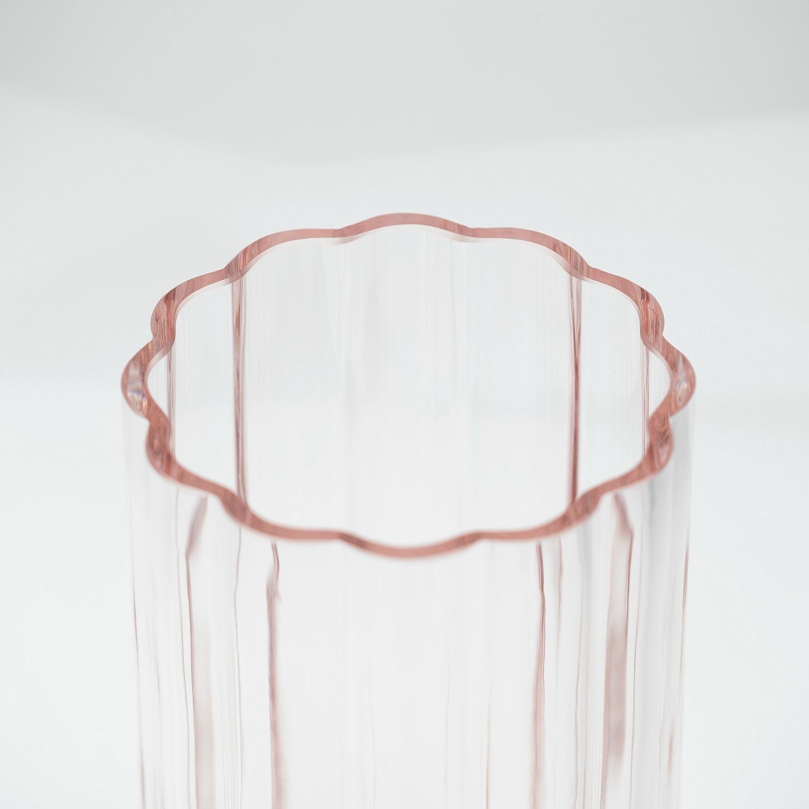 イッタラ iittala PLAY フラワーベース 180mm サーモンピンク 北欧 花瓶 インテリア フィンランド製 NEXPOTALLINN_EU