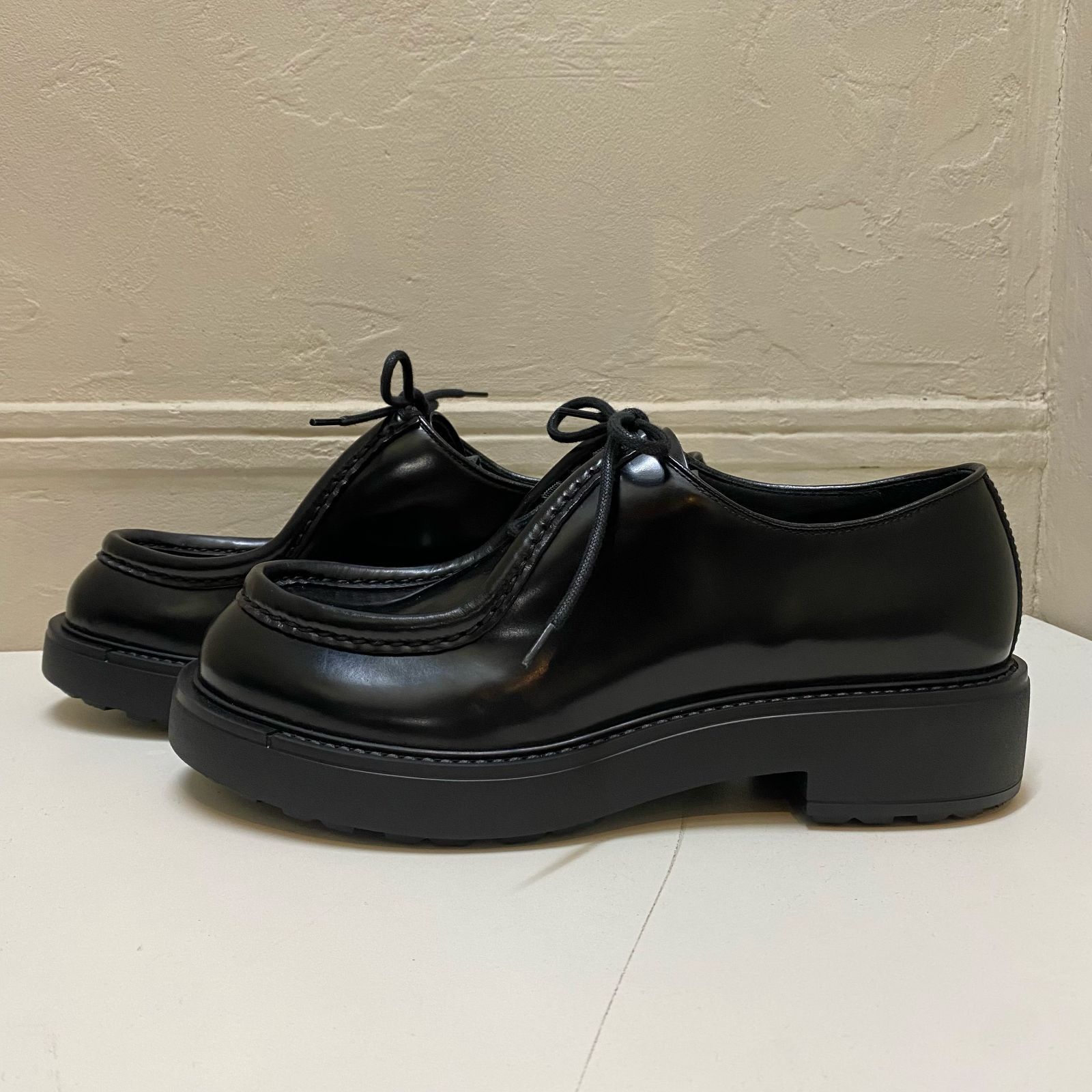 PRADA プラダ ダイアパソン オペークブラッシュドレザー レース PRADA プラダ ダイアパソン オペークブラッシュドレザー レース
