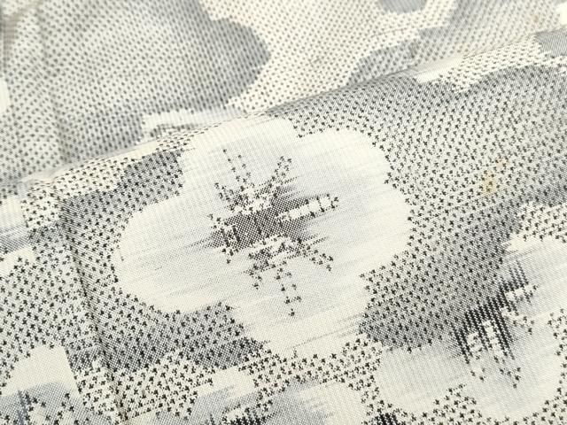 平和屋着物○本場大島紬 白大島 7マルキ 雲重ね枝花文 総
