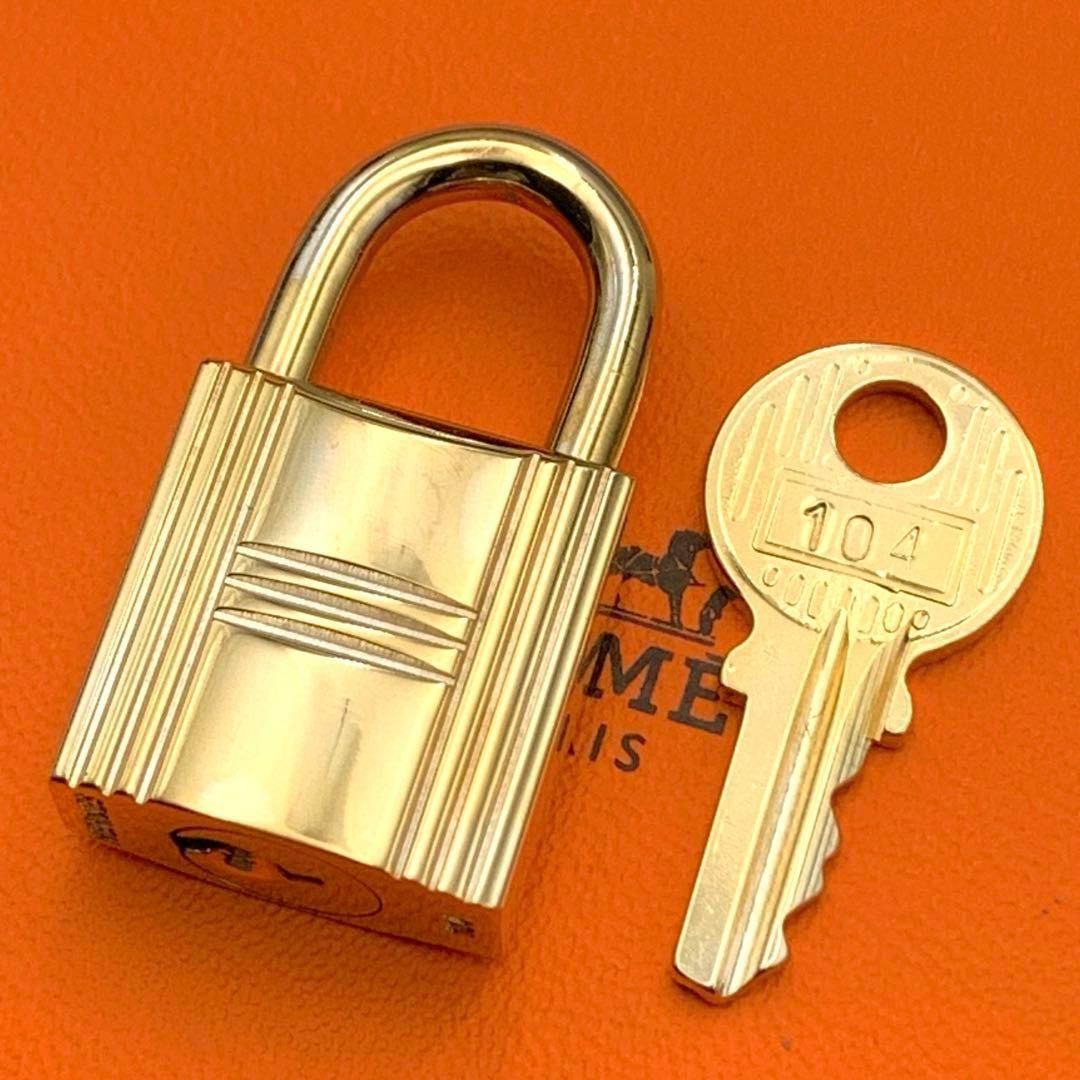 HERMES エルメス カデナ 104番 ゴールド 24Kメッキ 鍵付き 南京錠 HERMES エルメス カデナ 104番 ゴールド 24Kメッキ 鍵付き 南京錠