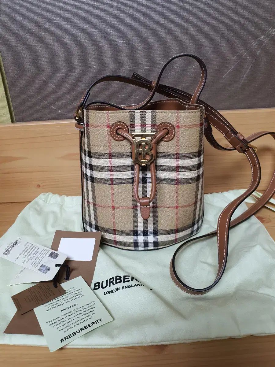 アーカイブ ベージュ