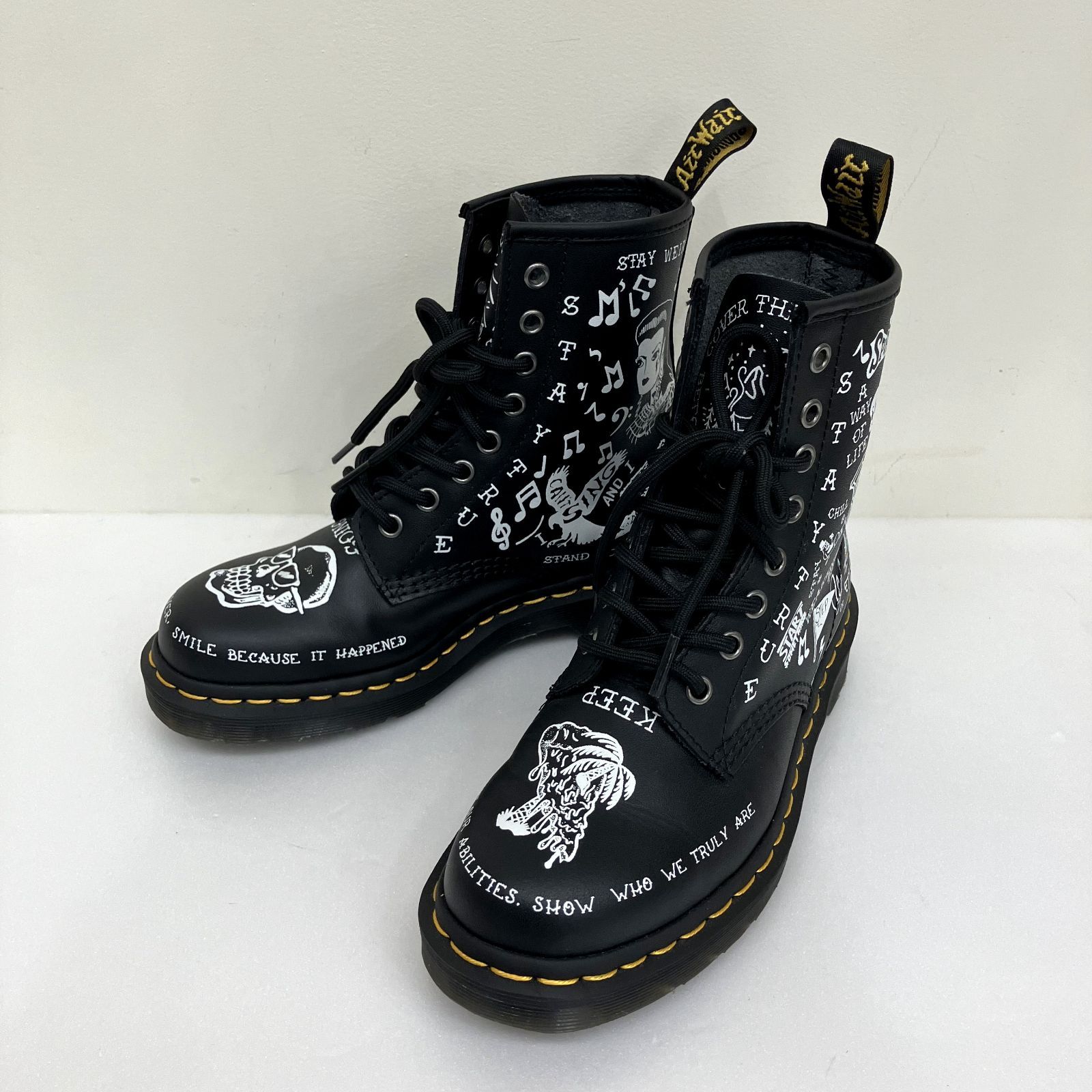 【新品未使用品】ドクターマーチン Dr.Martens 1460 SCRIBBLE PACK 8ホール ブーツ 23cm