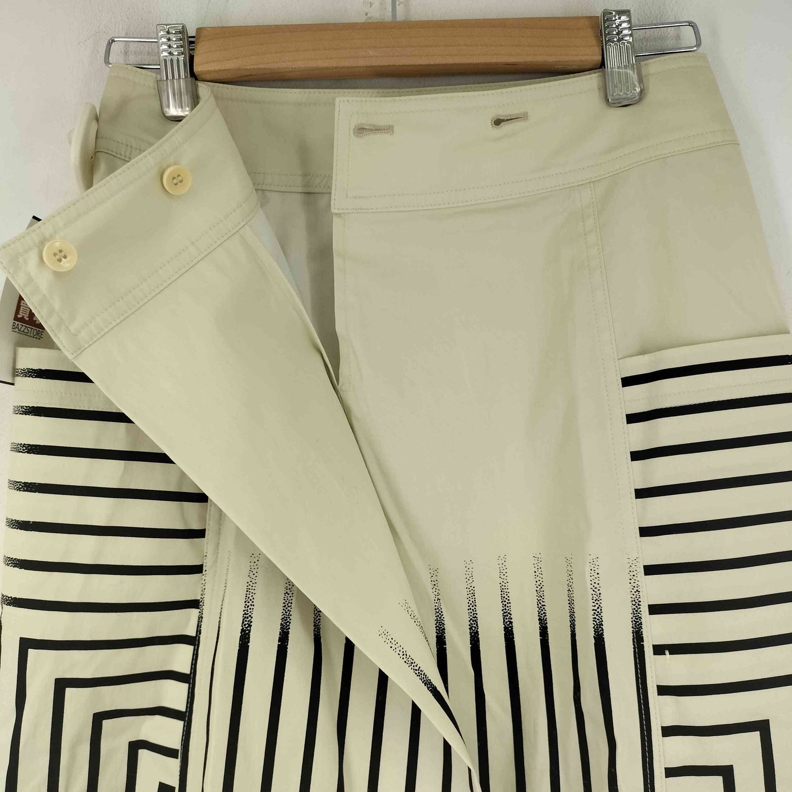 新品　ETRO　エトロ　★　プリントスカート　総柄　横ファスナー　38 エトロ ETRO 総柄コットンスカート レディース 38 - メルカリ