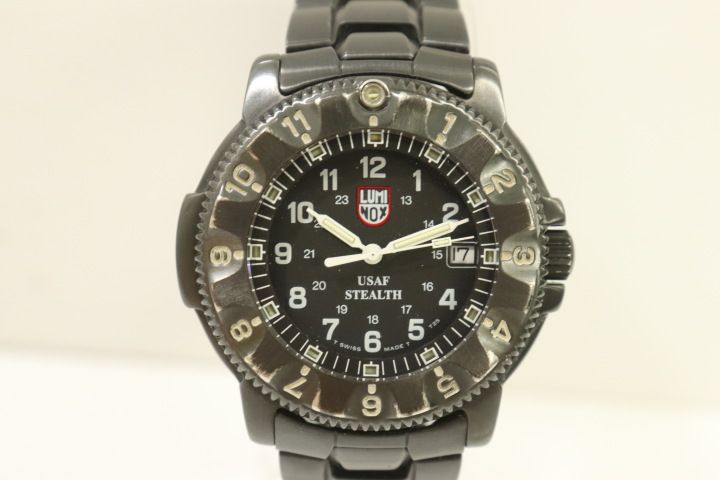 【中古】 LUMINOX メンズ腕時計 -- F-117 NIGHTHAWK LUMINOX -- 黒 ブラック
