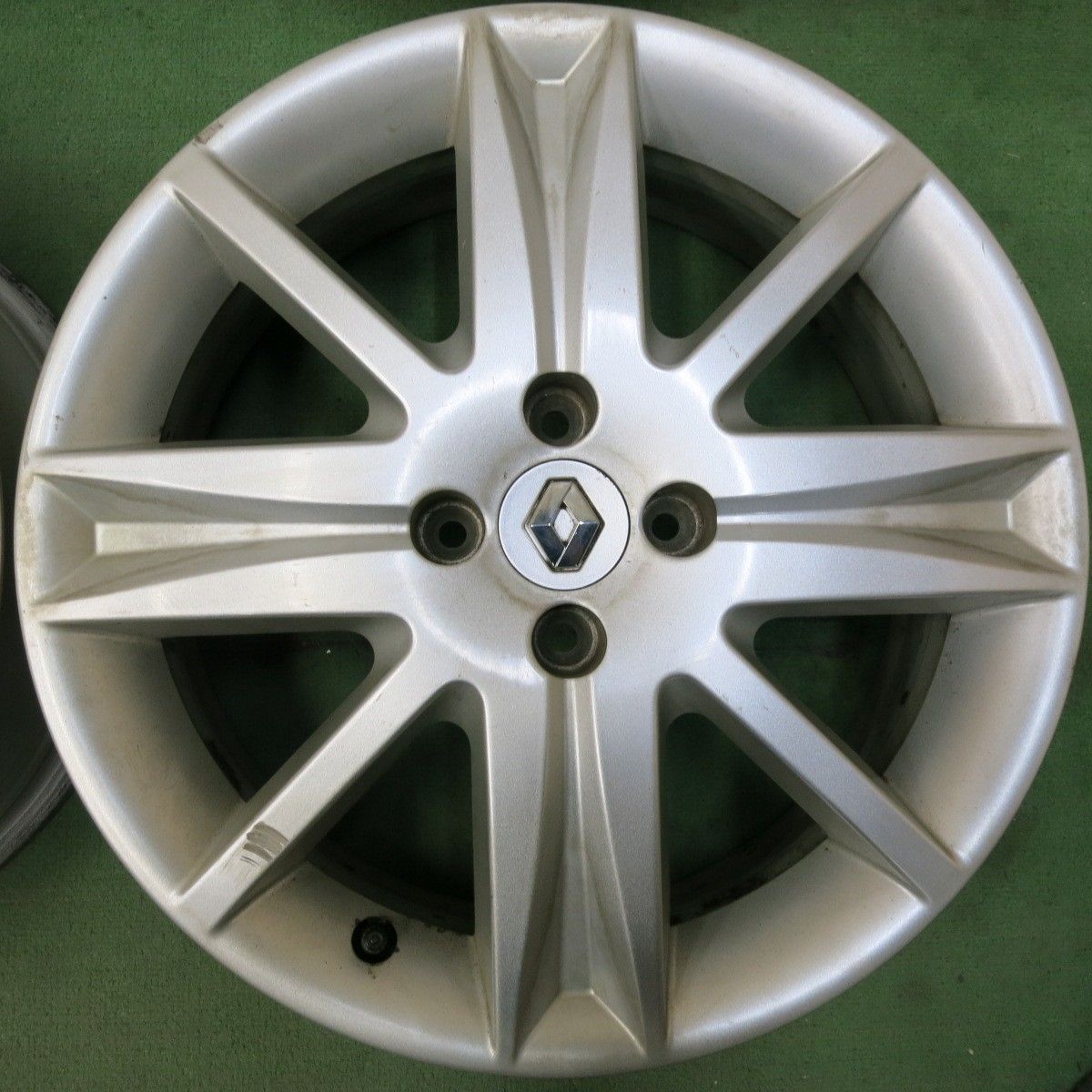 17×6.5J PCD100|4H