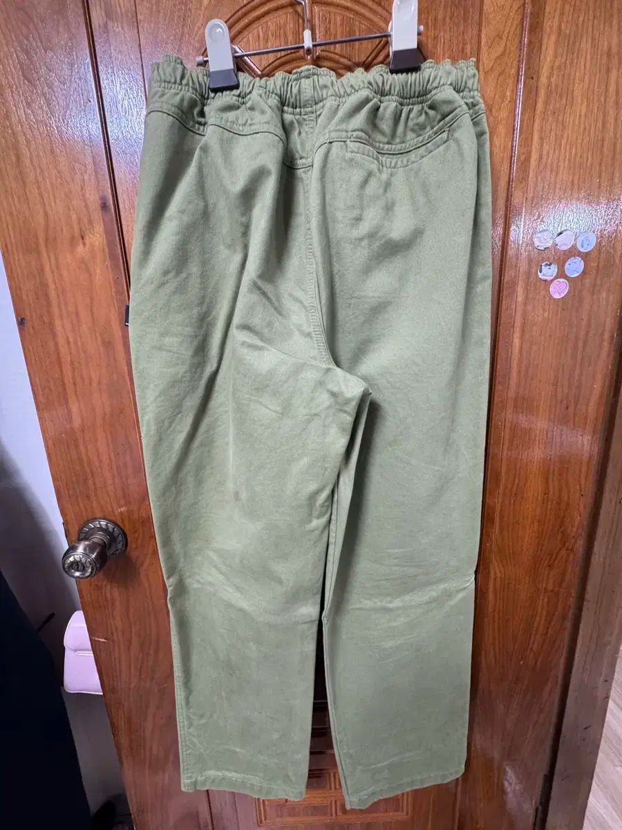  STUSSY ブラッシュド ビーチ パンツ カーキ m チノパン パンツ