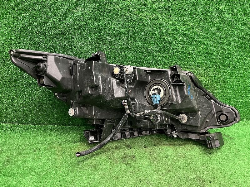 オデッセイ RC4 左ヘッドランプ ヘッドライト ハイブリッドアブソルート HSアドバンスド コイト 100-18076 33150-T6C-J01 NH820P