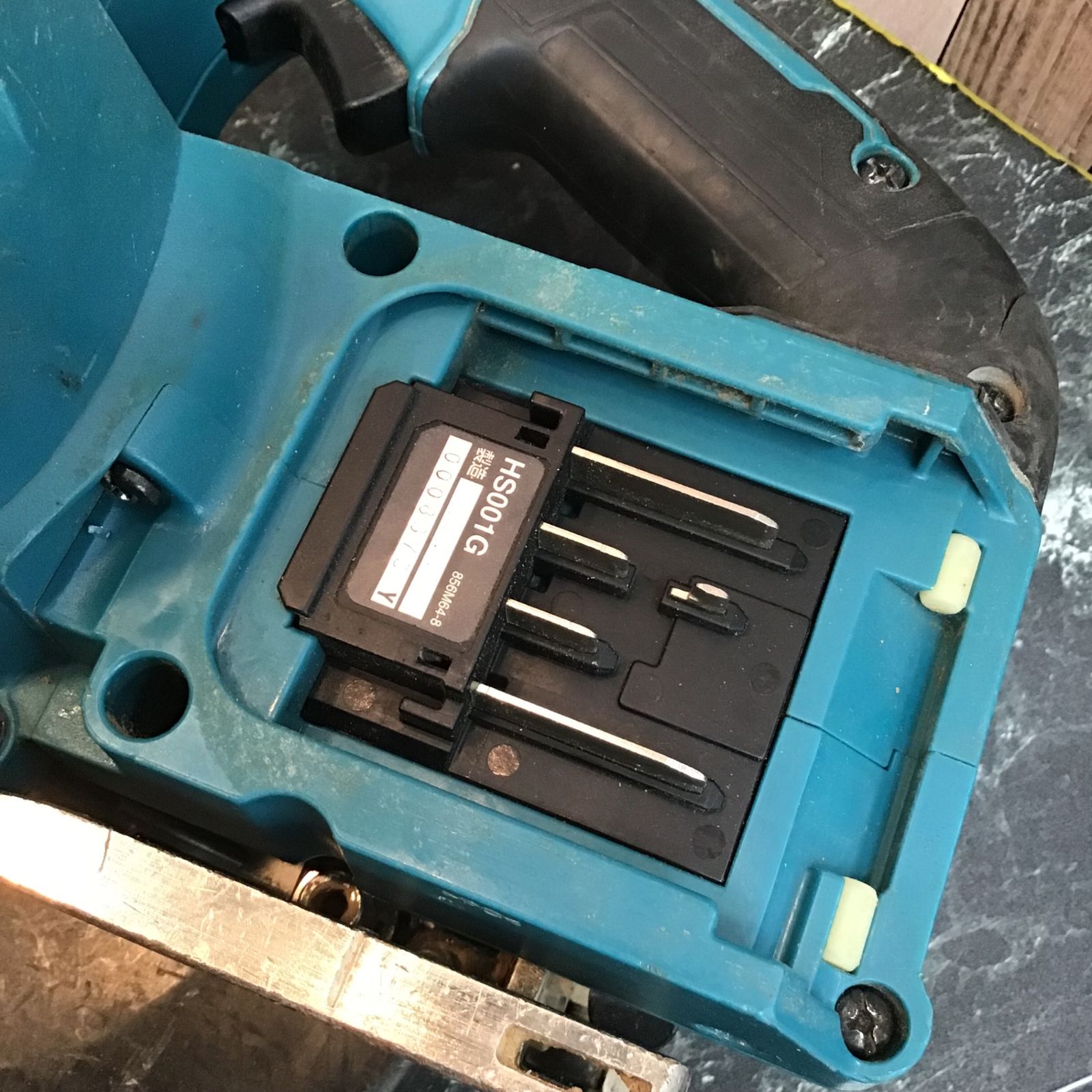 ジャンク品 マキタ(makita) コードレス丸のこ 40V 18V HS001GZ