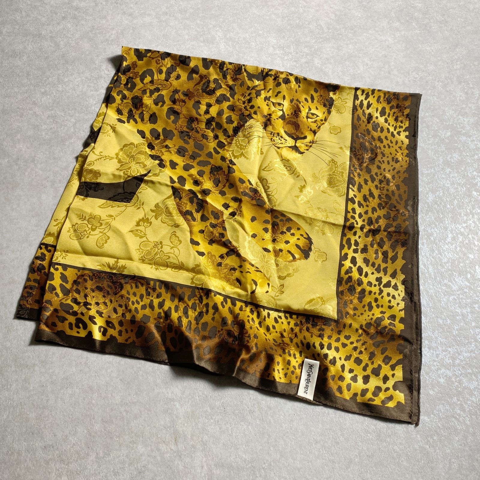 ☆イヴサンローラン Yves Saint Laurent/シルク100% スカーフ /大判