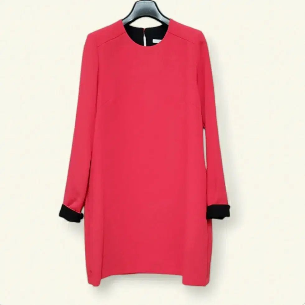 55 ONE PIECE レディース レッド スーツ 赤 スカート