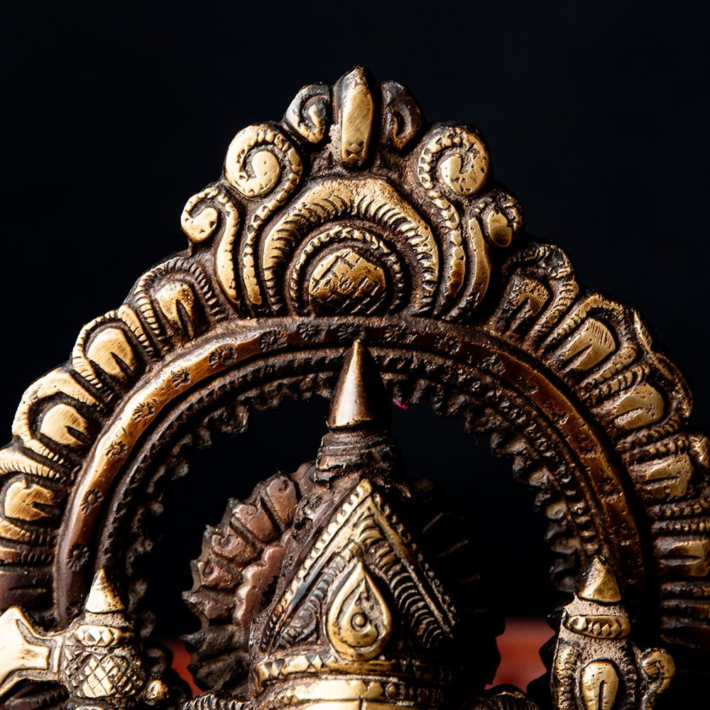 送料無料 ガナパティ ガネーシュ 仏像 神像 ガネーシャ 坐像 重厚なブラス製 高さ17.5cm程度 インド 神様 置物 ガネーシャ 坐像 重厚なブラス製 高さ18.5cm程度 ⁄ ガナパティ