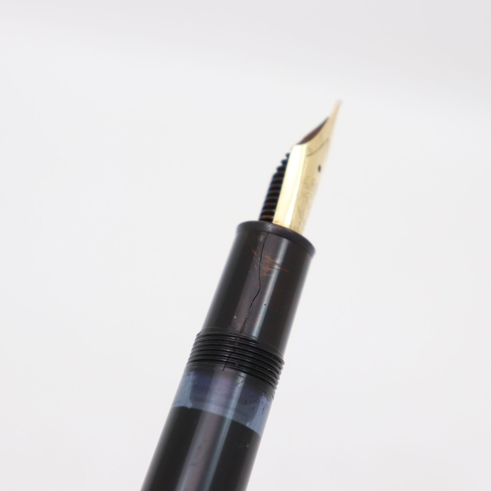 MONTBLANCモンブラン 万年筆 No.146 14Kペン先 MONTBLANCモンブラン 万年筆 No.146 14Kペン先 MONTBLANC 221 F/14