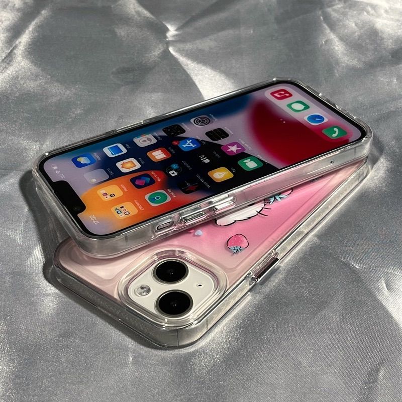 ☆iPhone15全種類☆ ハローキティ キティちゃん ピンク イチゴ