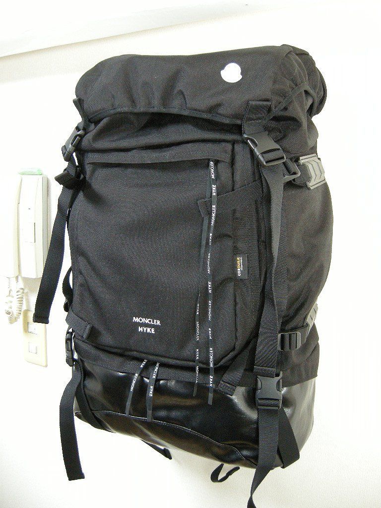 □新品□モンクレール GENIUS HYKEバックパック BACKPACK SMALL 