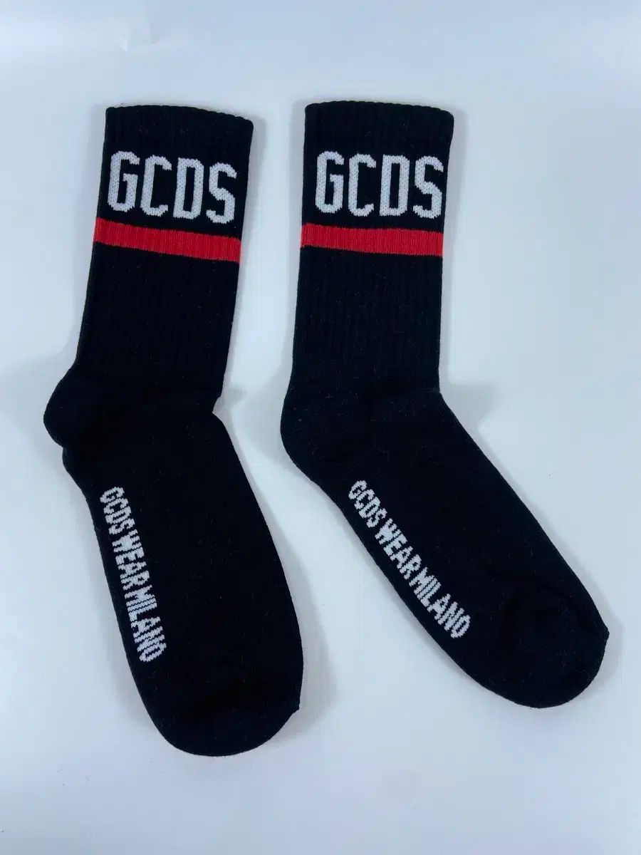 GCDS 靴下 正規品 男性用/ レディース 新品