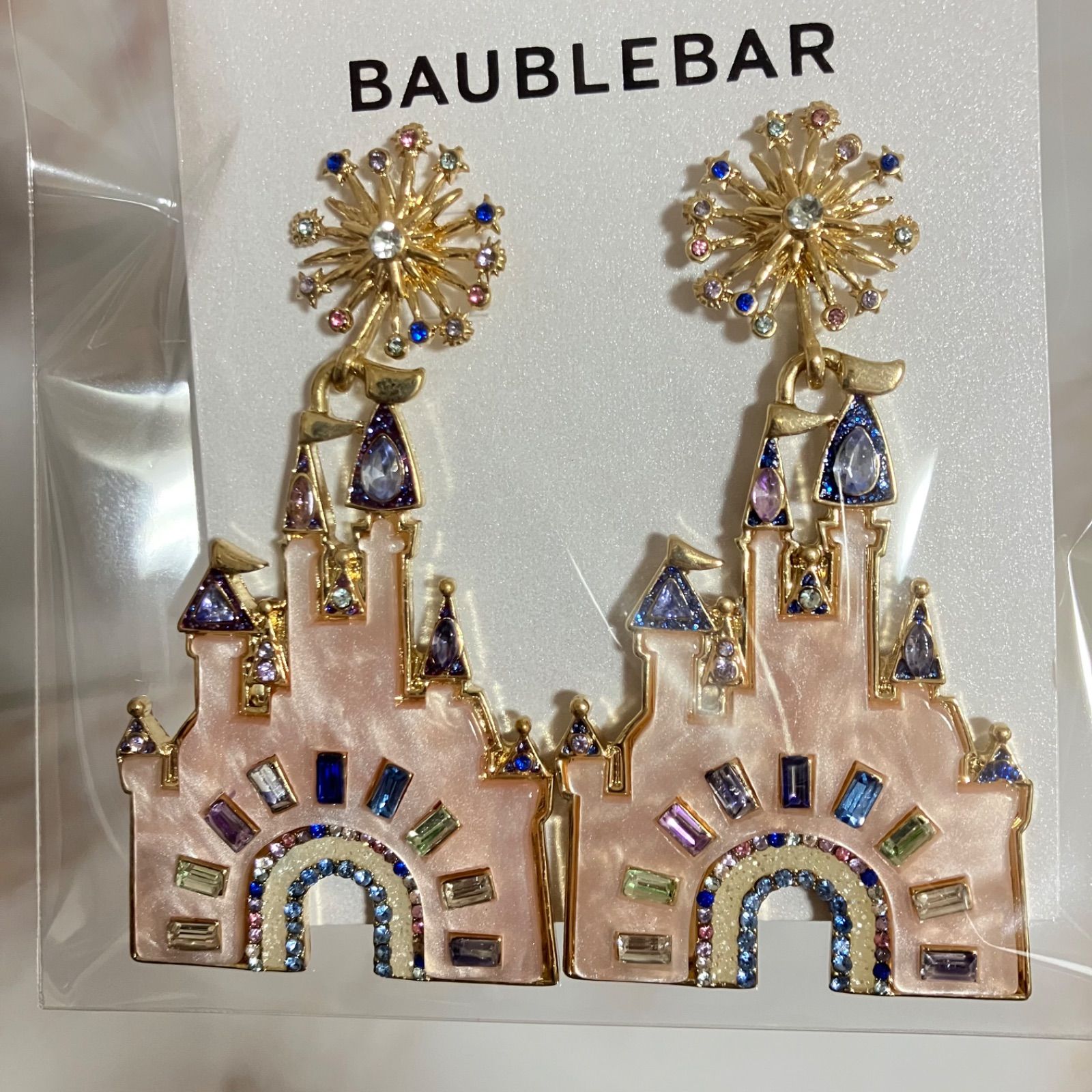 激安通販の 新品 未使用 日本未発売 ディズニー Wdw50周年 Baublebar ピアス シンデレラ城 ピアス 両耳用 Ouipay Ca Ouipay Ca