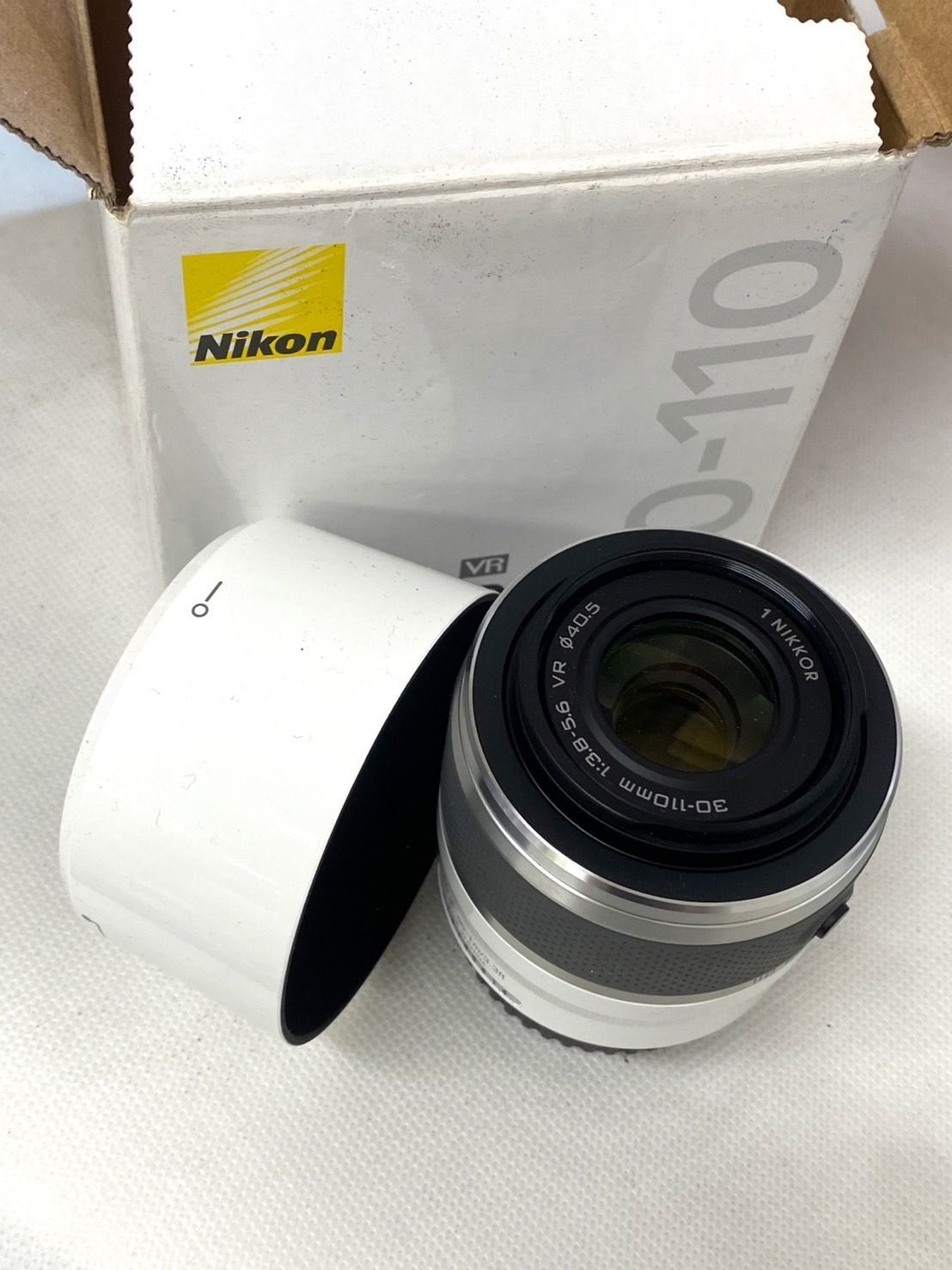 美品 ニコン NIKKOR VR 30-110mm f/3.8-5.6 ホワイト ミラーレス