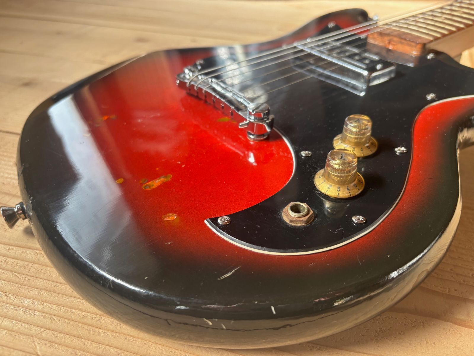 値下げ、ジャパンヴィンテージ 60年代フルアコタイプ(TEISCO製の可能性大) 値下げ、ジャパンヴィンテージ 60年代フルアコタイプ(TEISCO製の可能性大)