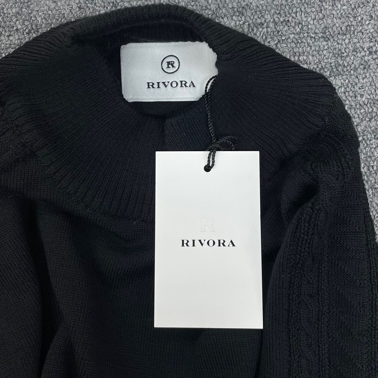 定価38500円 新品 RIVORA 22AW SIDE CABLE MOCK NECK KNIT サイド 