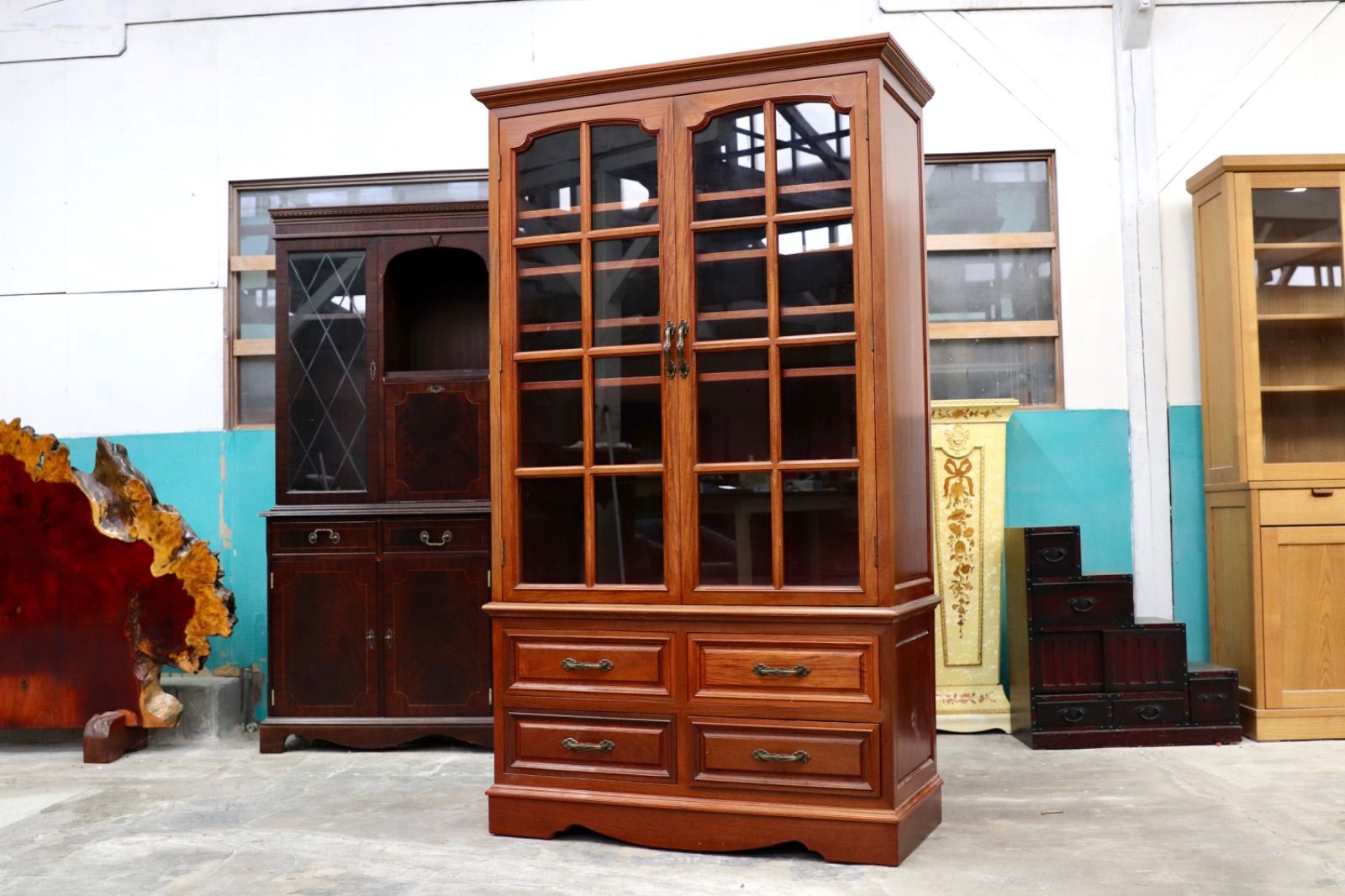 GMIS287○中国美術 唐木家具 家具 本棚 書棚 飾り棚 キャビネット ブックキャビネット 書斎 棚 民藝 アンティーク