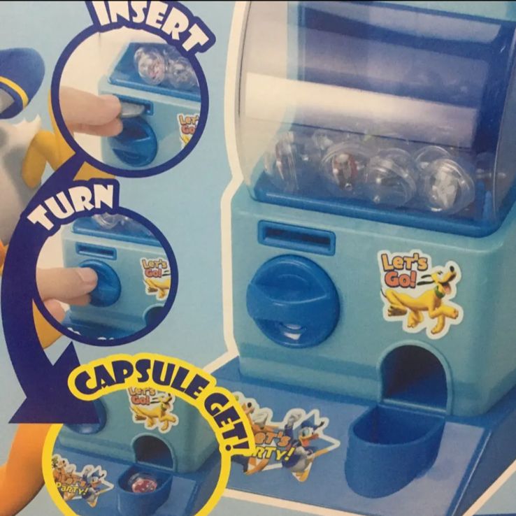 ディズニー ミッキーガチャマシン☆非売品☆ガチャポン