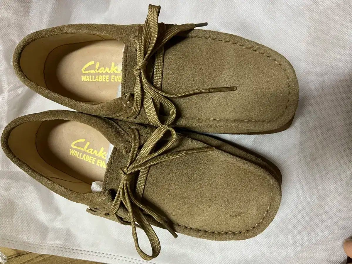 Clarks クラークス ワラビー EVO サンドブラウン レディース 225