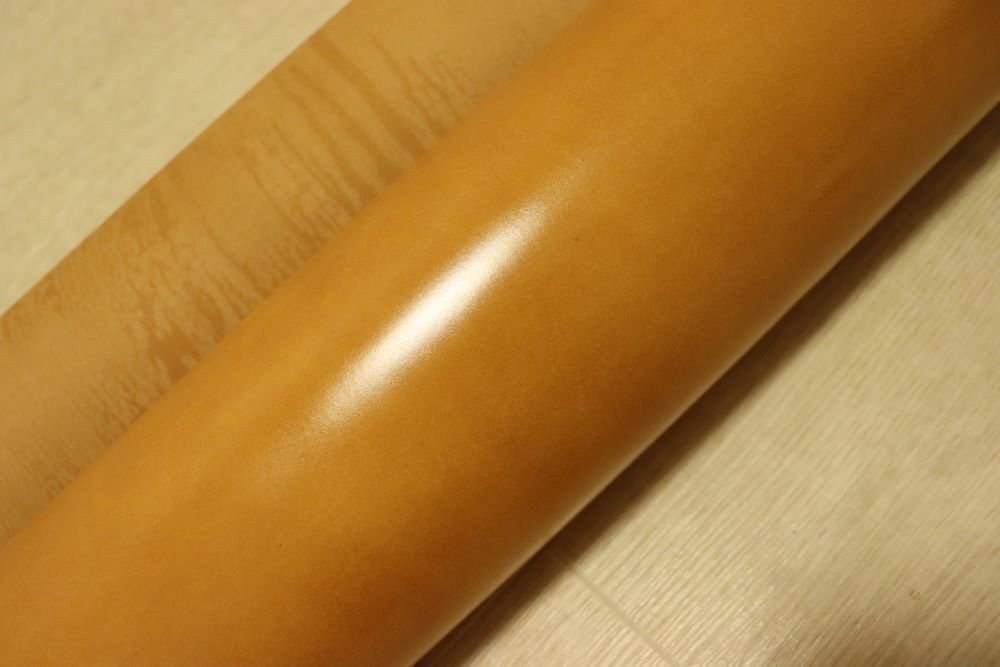 ウイスキー 195ds ヌメ革 牛革 バングラデシュ レザー アニリン仕上げ はぎれ 一枚革 レザークラフト 革 皮 本革 diy 生地 材料