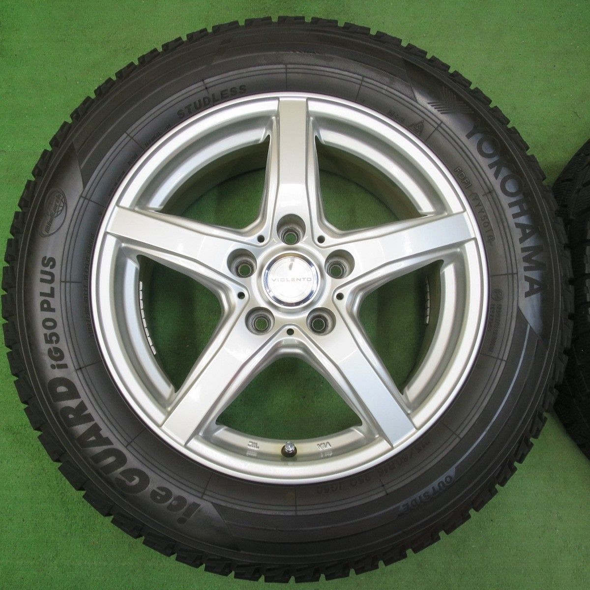 215/60R16インチ ヨコハマ アイスガード IG60 5H114.3 スタッドレス