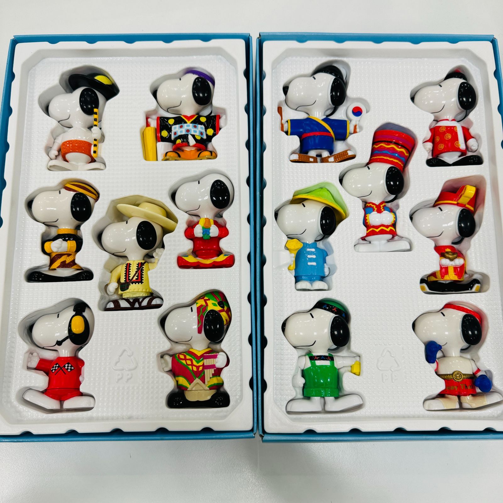 スヌーピー ハッピーセット フィギュア ワールドツアー2コレクション