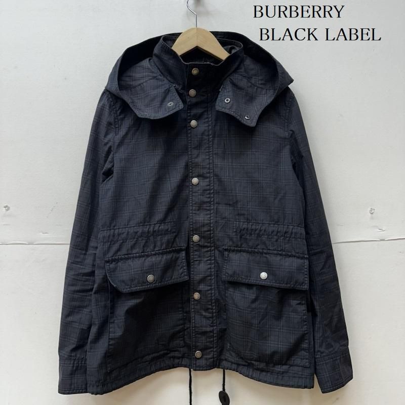 Burberry ナイロンパーカー マウンテン フード ジャケット パッカブル Burberry ナイロンパーカー マウンテン フード ジャケット パッカブル