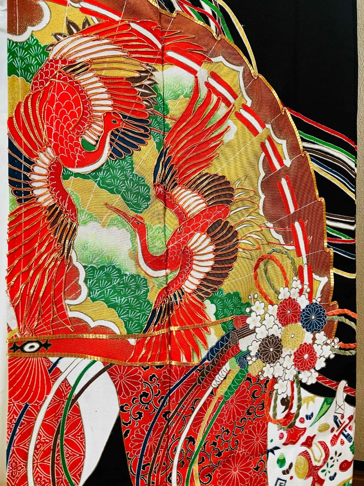 着物 黒留袖 正絹 / 黒色系 ブラック系 / 五つ紋 鶴 扇子 身丈約