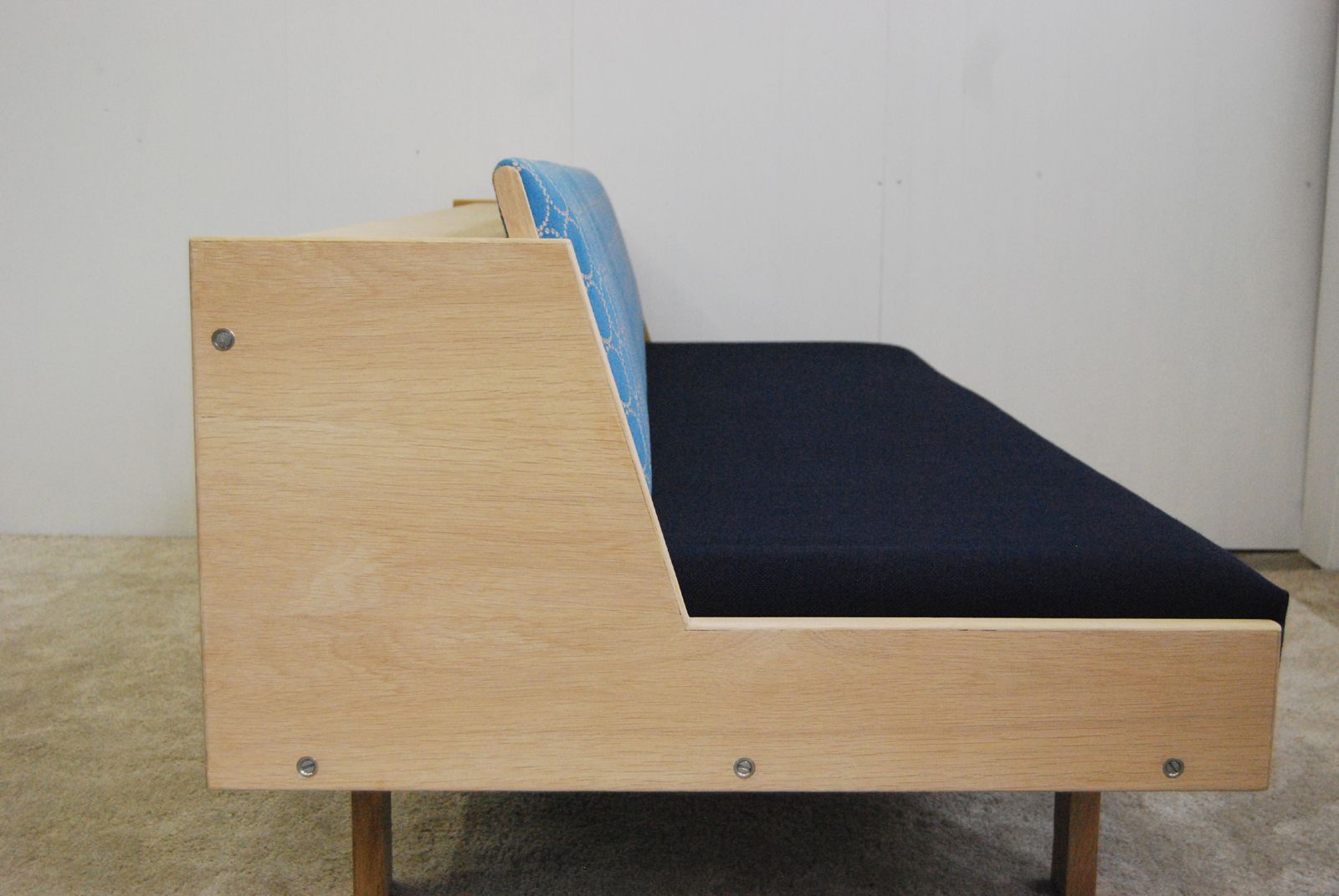 GE258 デイベッド