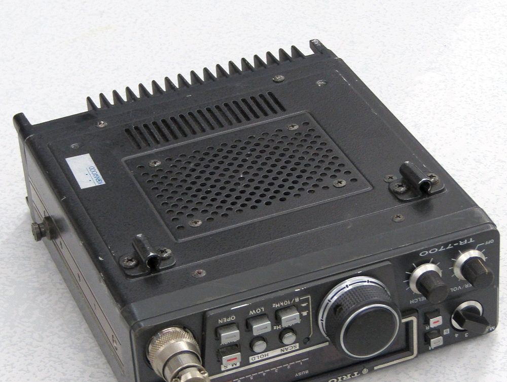 TRIO トリオ 2m FMトランシーバー TR-7700 無線機器 【公式通販】