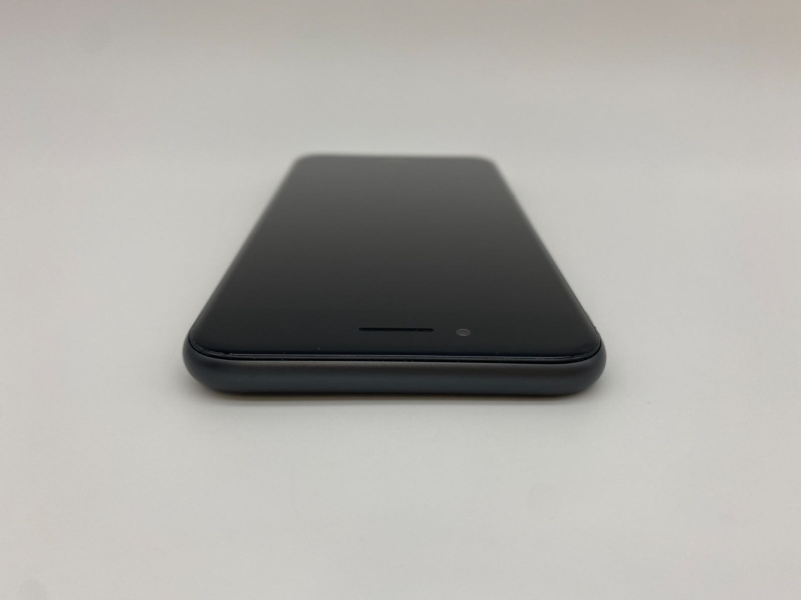 122 iPhone8 64GB スペースグレイ/シムフリー/大容量2300mAh 新品