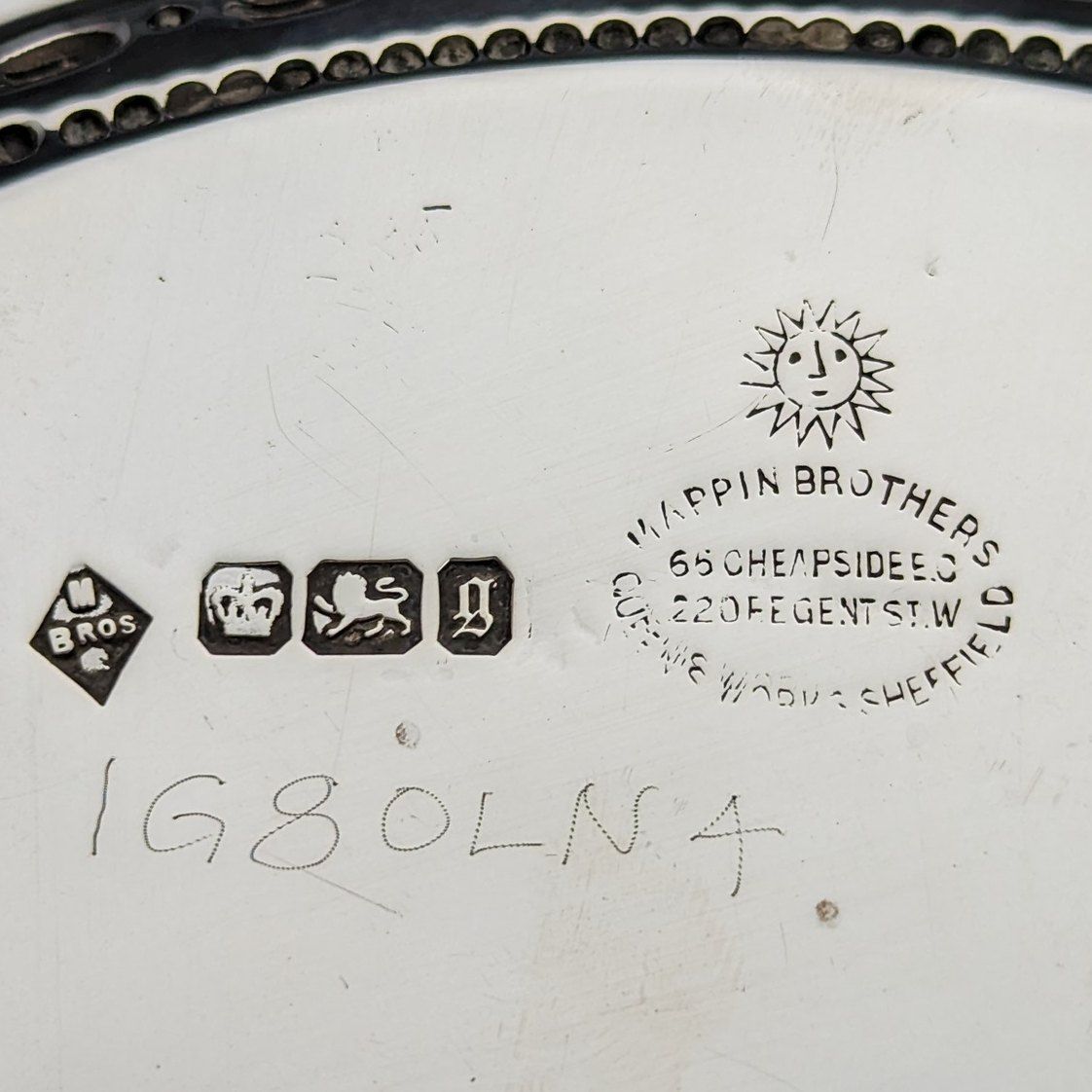 1899年 英国アンティーク 純銀製サルヴァ カードトレイ 直径22cm 315g