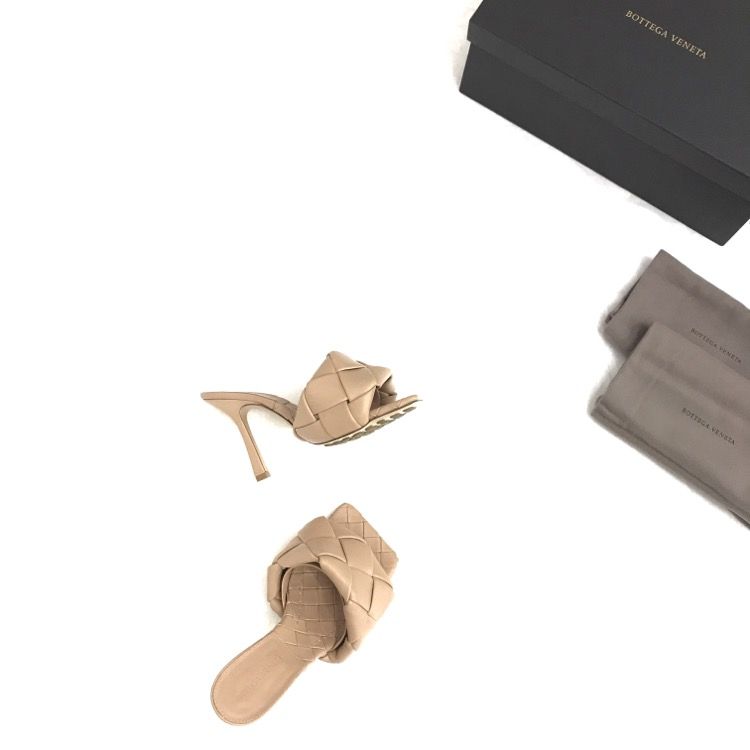 未使用品】 BOTTEGA VENETA ボッテガヴェネタ リド ミュール イントレ 