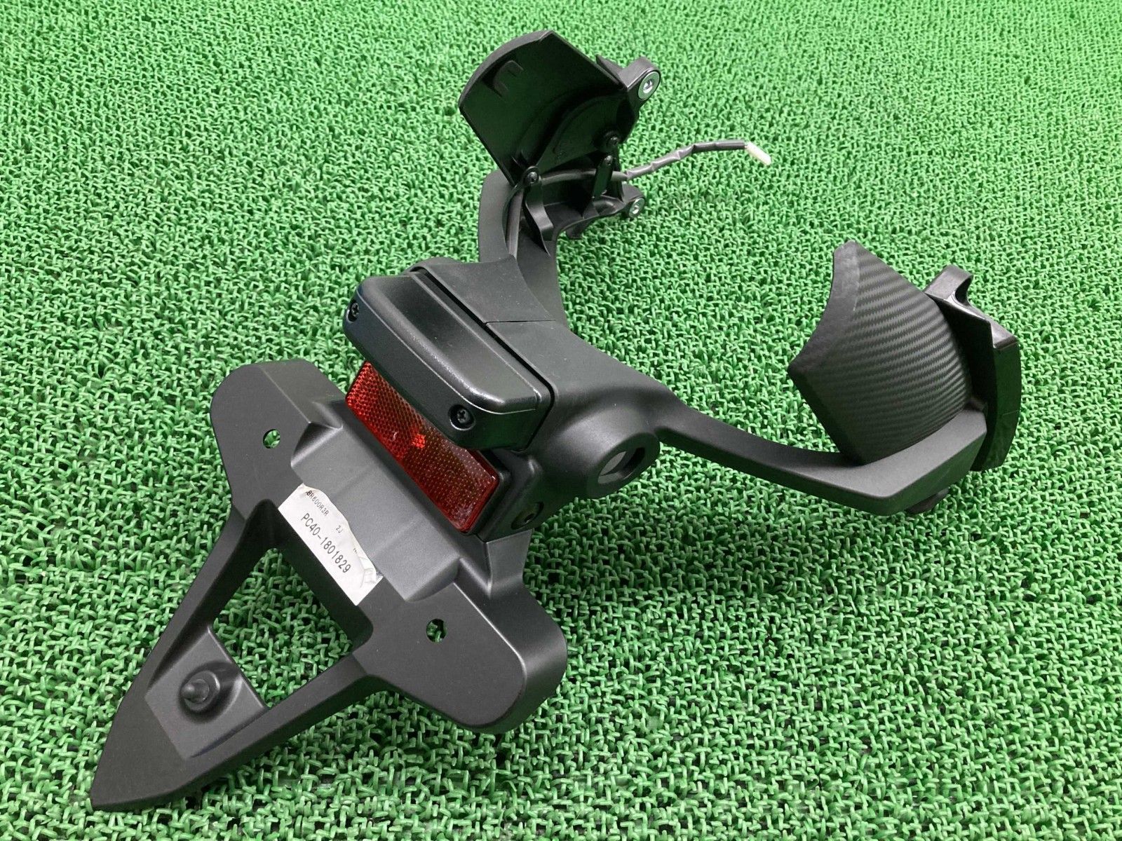 CBR1000RR リアフェンダー MJC|MFL ホンダ 純正 バイク 部品 PC40 MJC MFL 後期 ナンバー灯 リフレクター 車検 Genuine vD