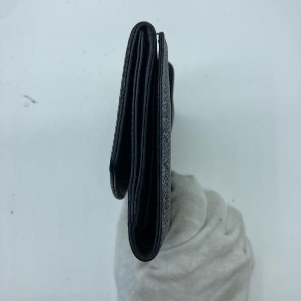 ブラック 補修跡あり