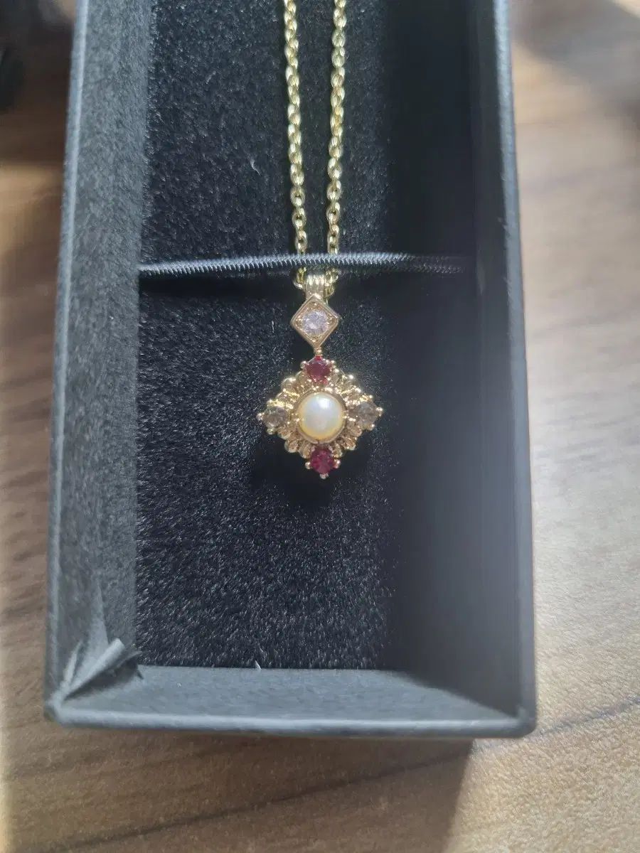 あくねこ 執事からのクリスマスプレゼント 【ルカス】ネックレスとQR