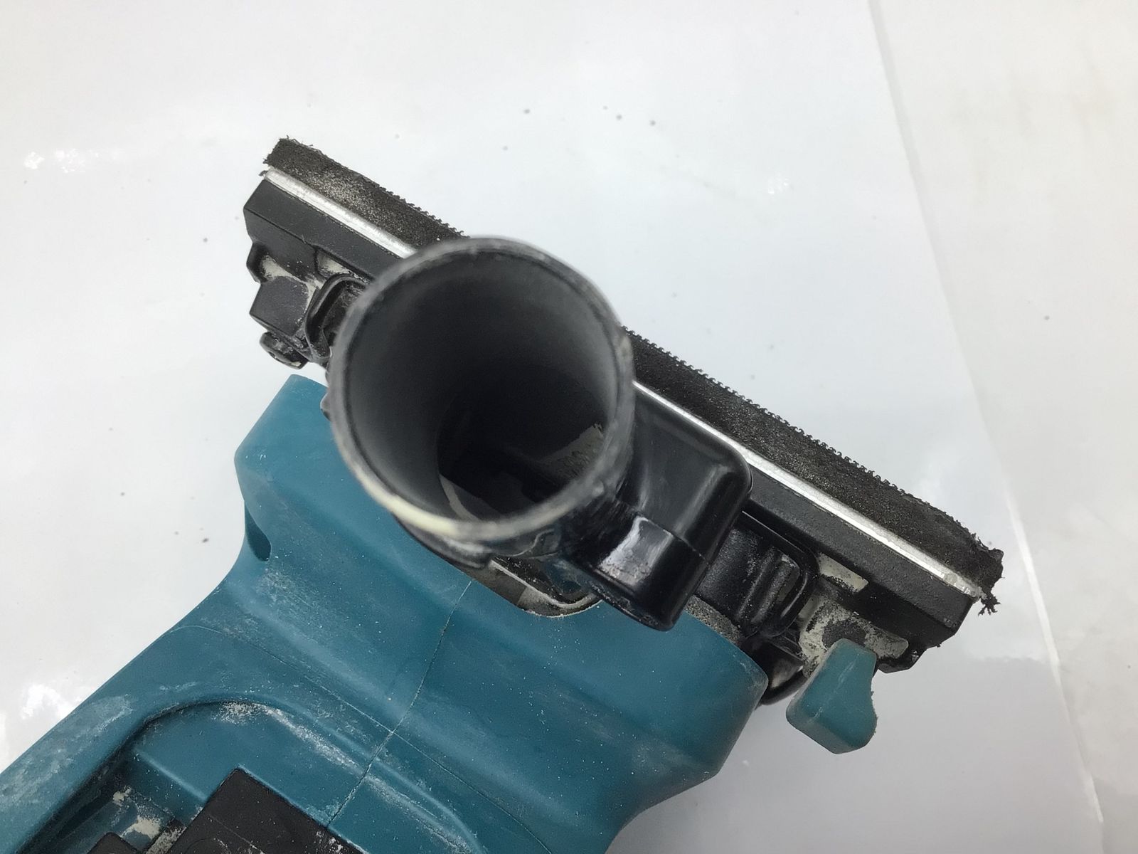 マキタ 18V充電式防じんミニサンダ