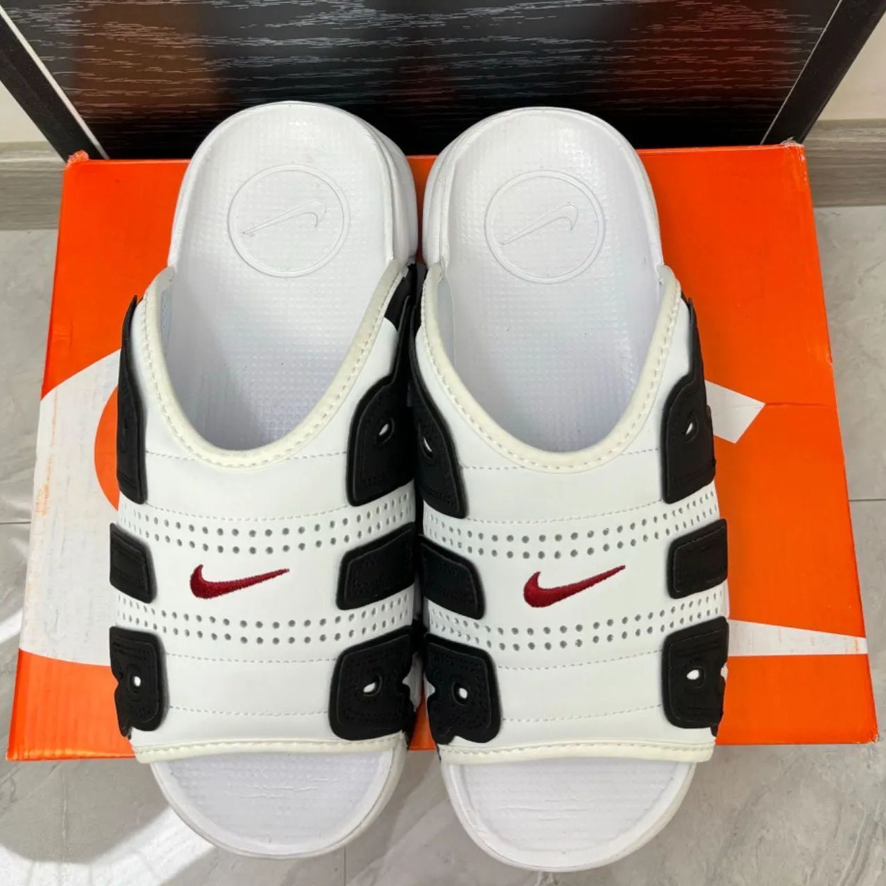 新品未使用 Nike Air More Uptempo Slide 