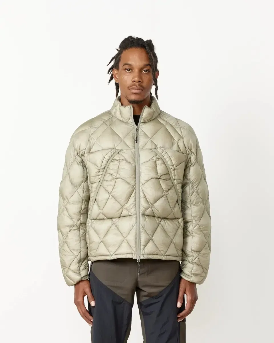 Roa hiking ダウンジャケット M 【新品未使用】 Roa hiking light down jacket サイズ M 。 - メルカリ