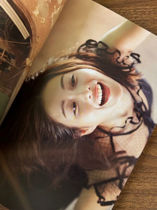 石原さとみ写真集『encourage』 ノーブランド品 石原 さとみ - メルカリ