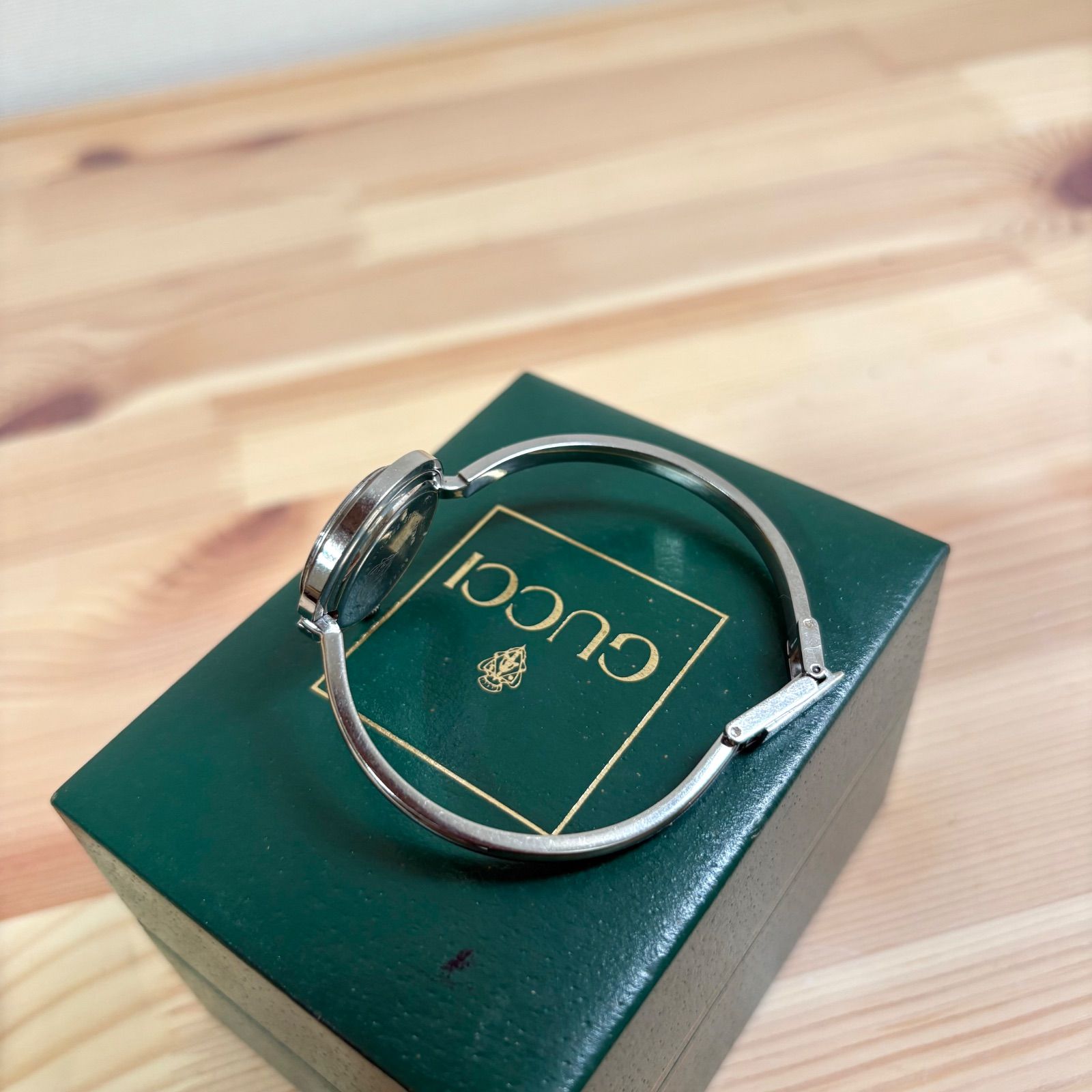 電池交換済 グッチ チェンジベゼル 11/12.2 クォーツ ベゼル17個 レア