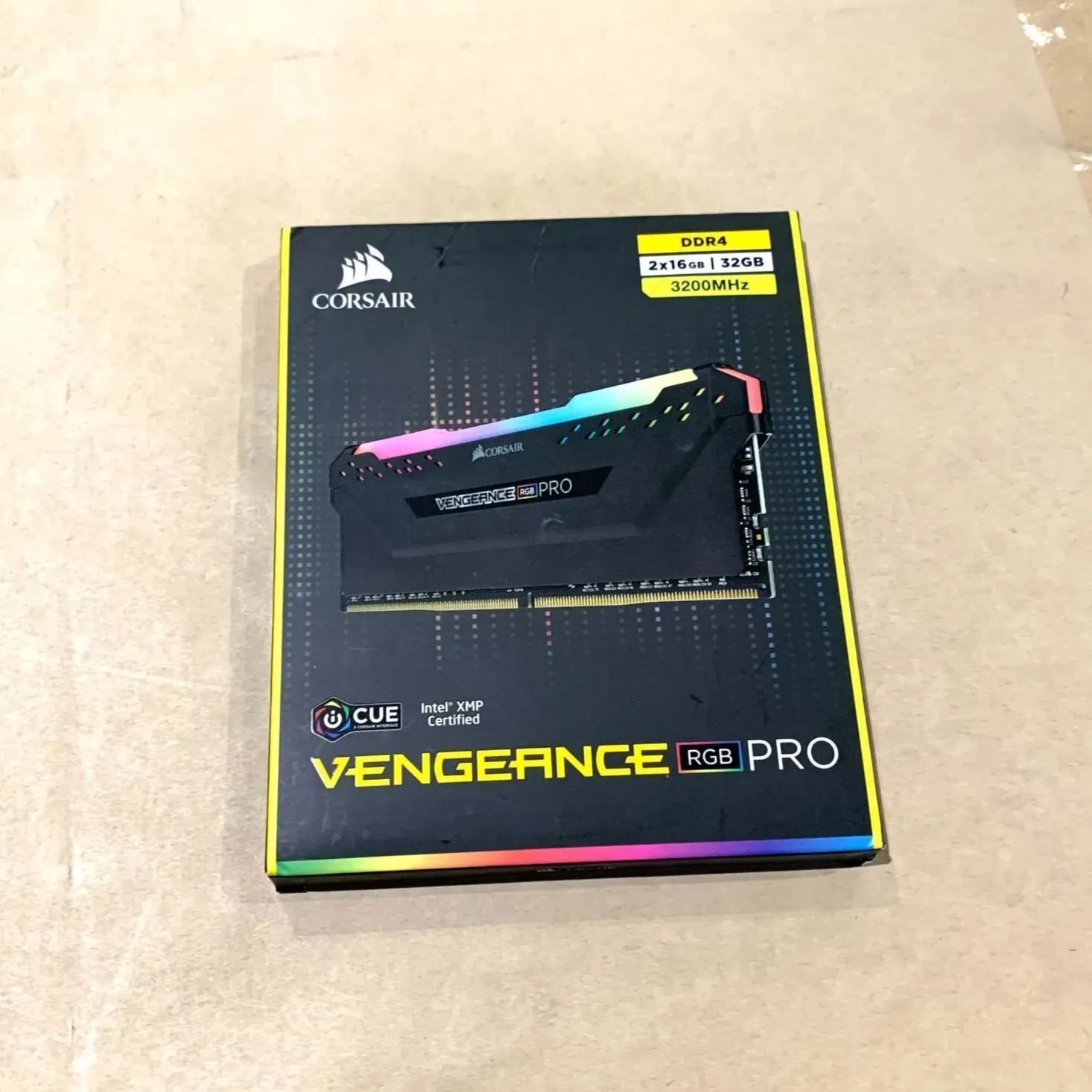 【開封済・未使用品】Corsair DDR4-3200MHz デスクトップPC用 メモリ VENGEANCE RGB PRO 16GB2枚 A0708 0826ML001 0120240826100345