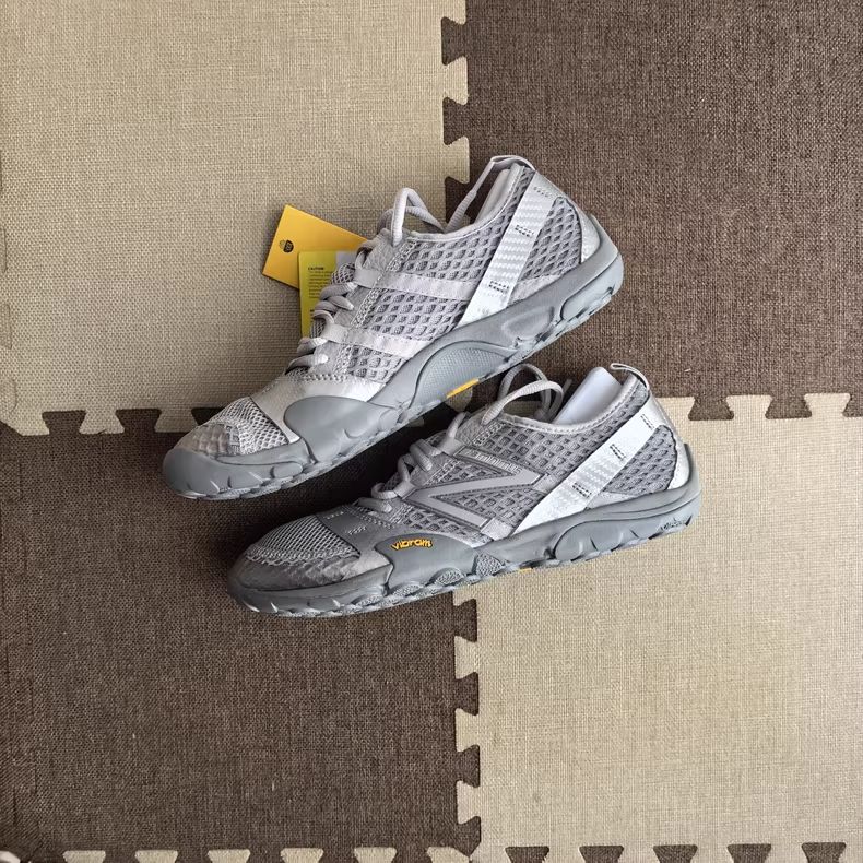 New Balance MT10OAB ニューバランス MT10 - メルカリ